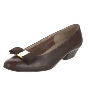 Vintage Salvatore Ferragamo Brown Vara Bow Gold Accent Leather Pumps, 7.5B